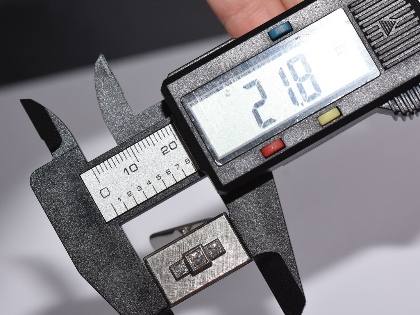 große Herren 0,30ct Brillant Manschettenknöpfe aus 585er Gold