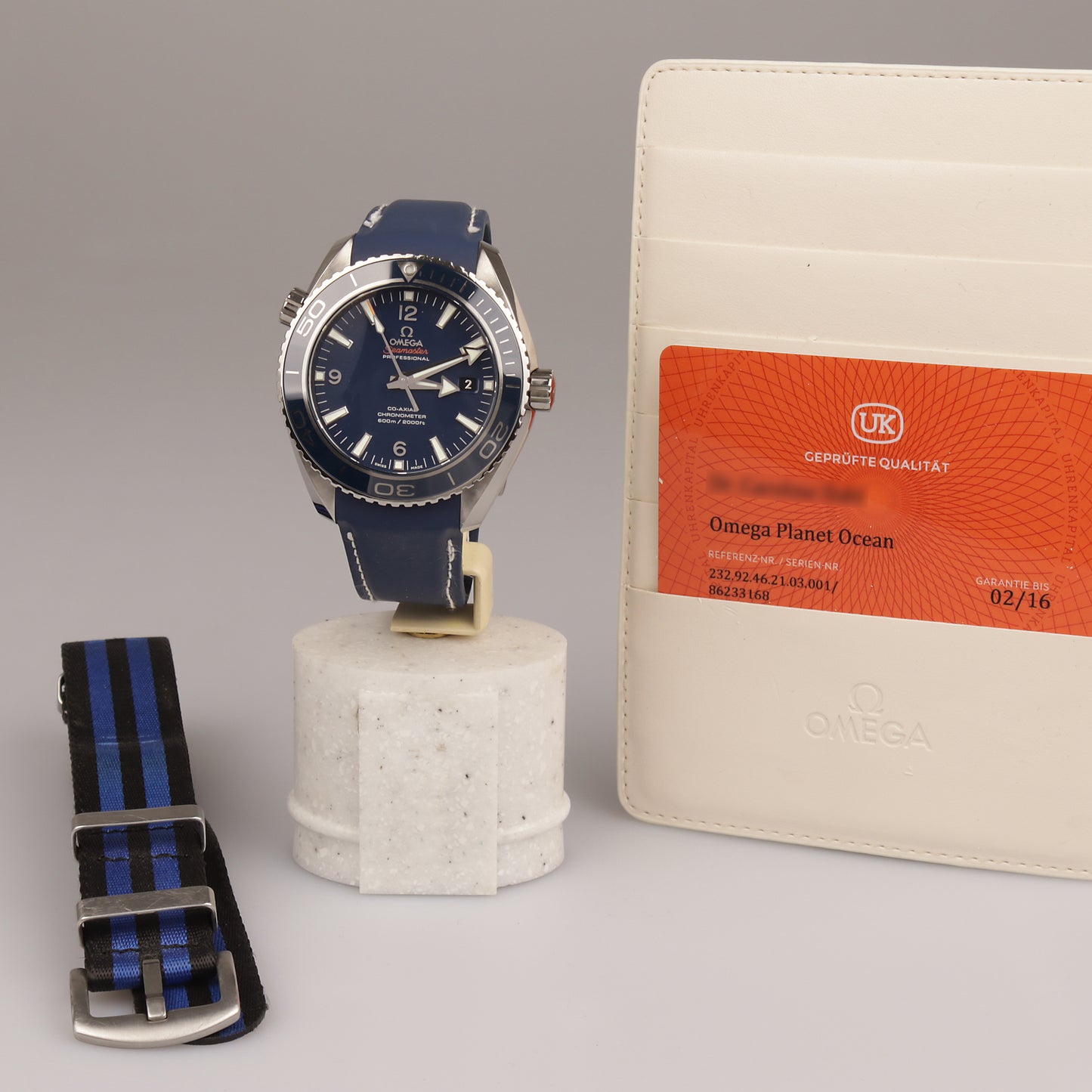 Omega | Seamaster | Planet Ocean | Box und Papiere 2016 | Ref.232.92.46.21.03.001 |