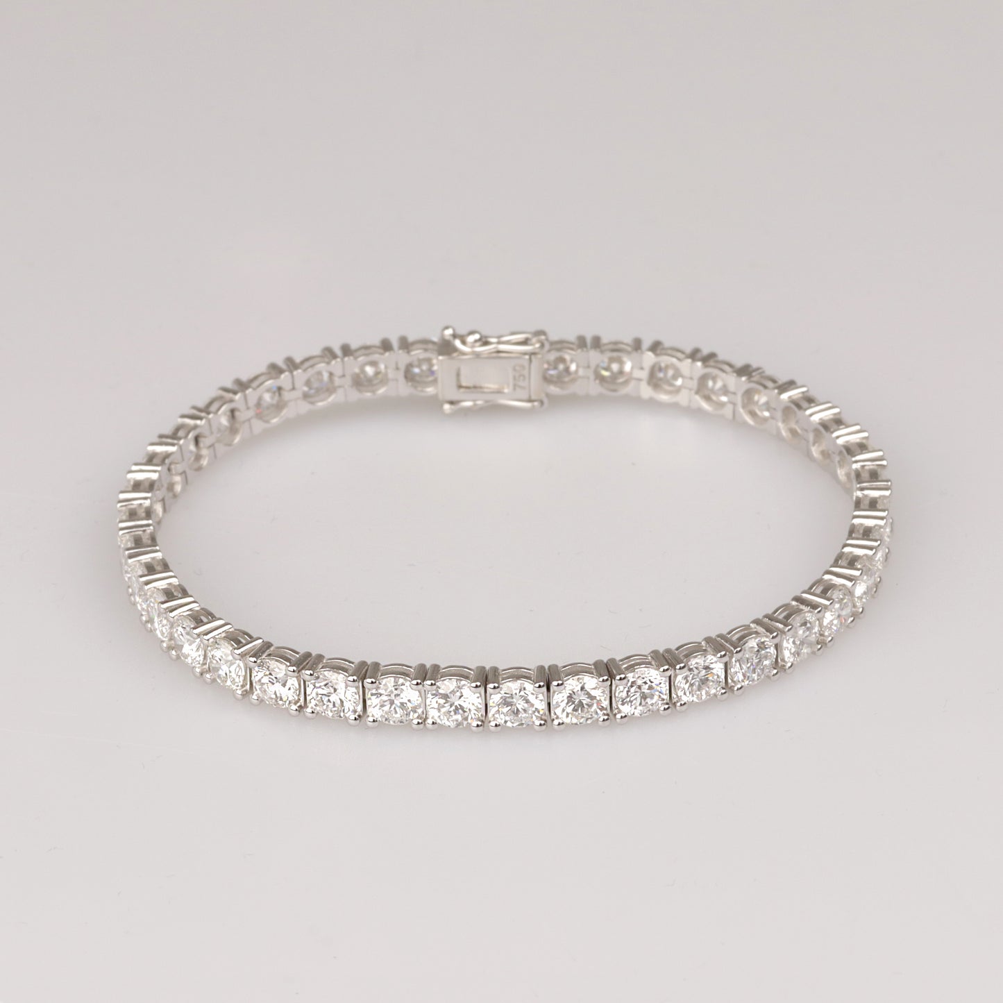 750/- Weissgold | Lab-grown Brillant | Tennis-Armband | 12,27 ct