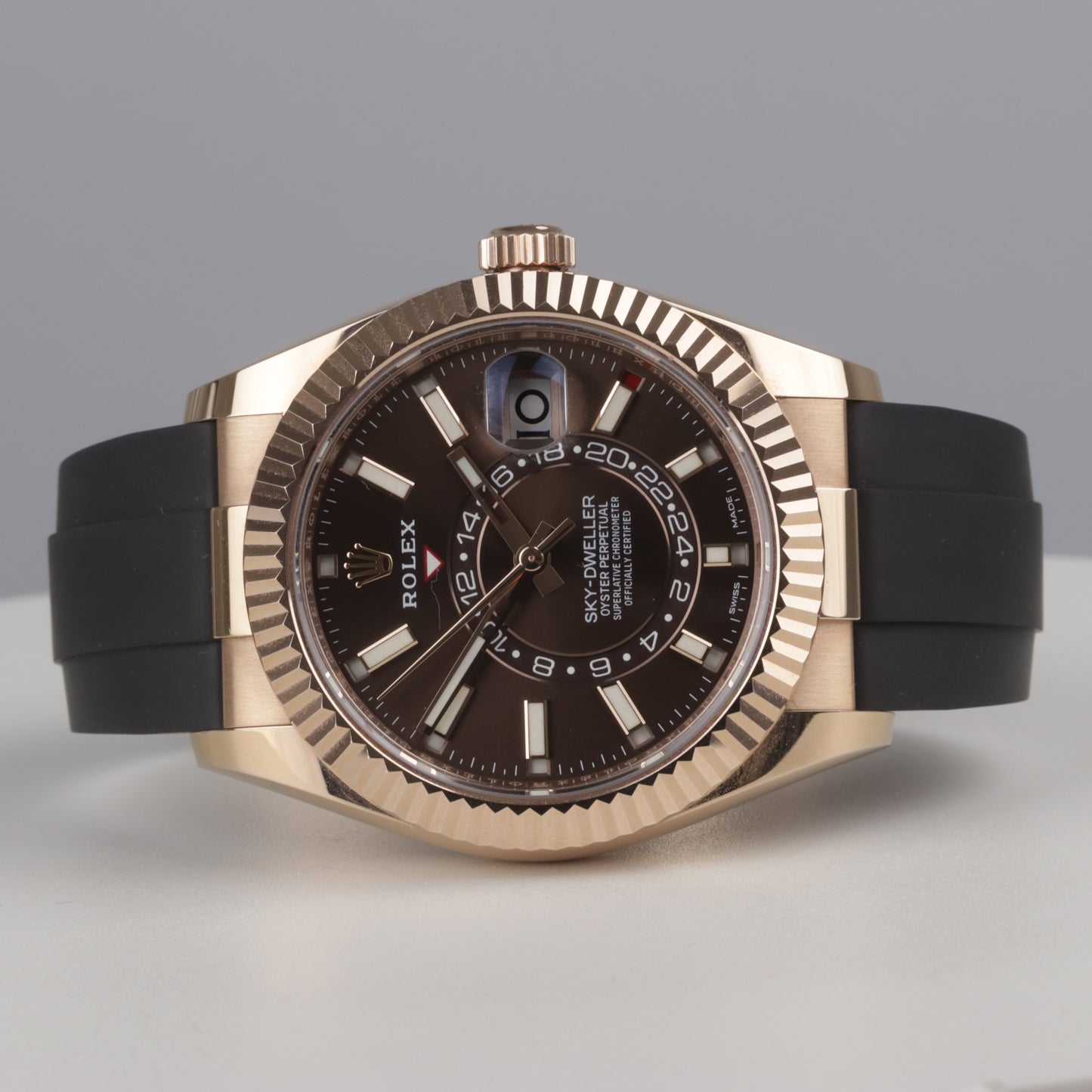 Rolex Sky-Dweller 18kt Rosegold | 2022 | Box und Papiere | 326235 | Luxusuhr