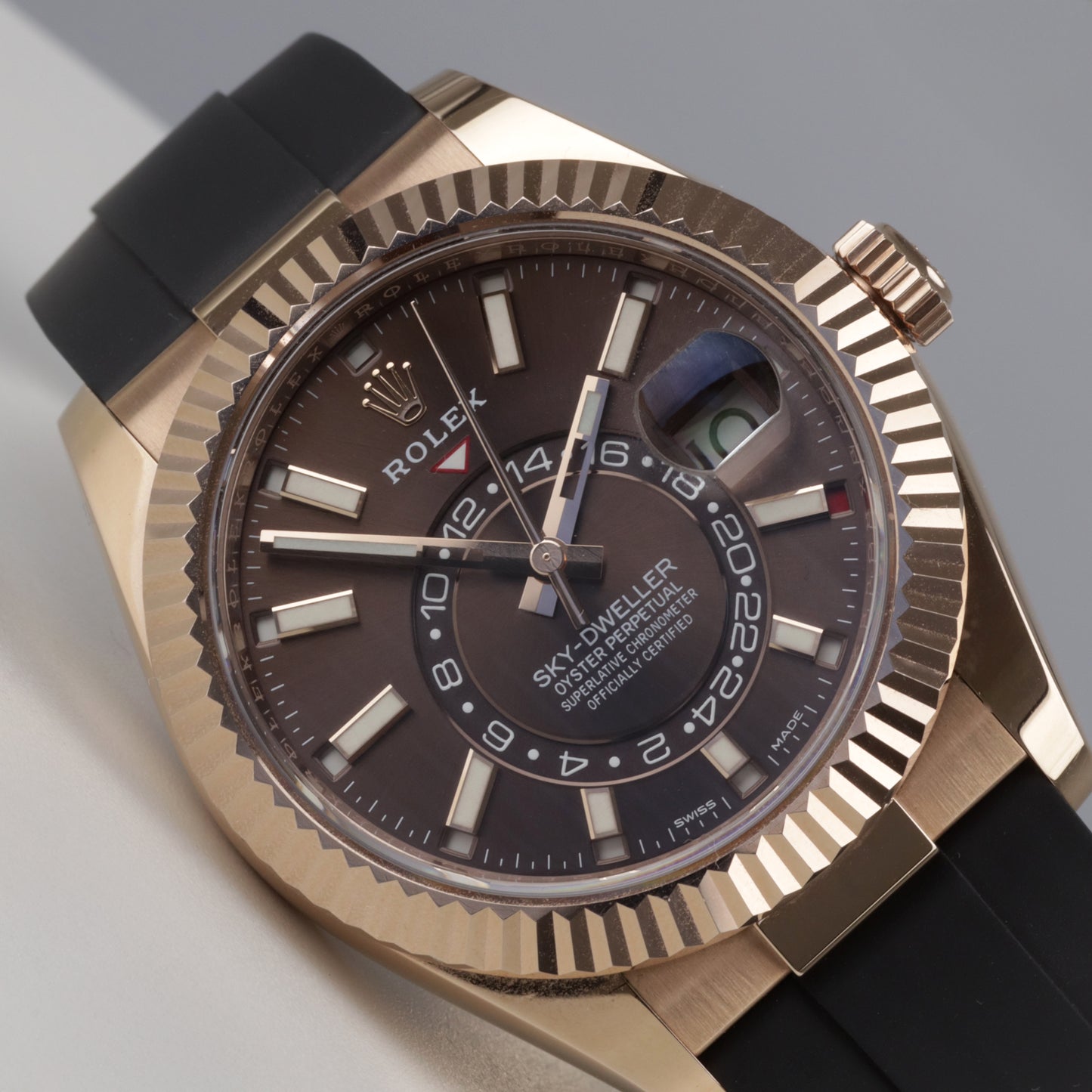 Rolex Sky-Dweller 18kt Rosegold | 2022 | Box und Papiere | 326235 | Luxusuhr