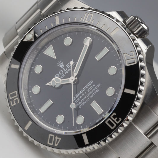 Rolex Submariner No Date | Referenz 124060 | Stahl | 2021 | Box + Papiere