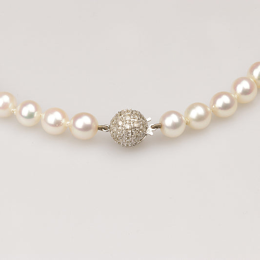 Zuchtperl Akoya 8-8,5mm weiß Kette 46cm Diamant - Kugel aus Geschäftsauflösung