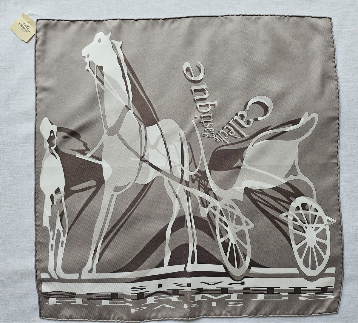 Hermès Seidentuch Motiv Pferd mit Kutsche 42 cm x 42 cm