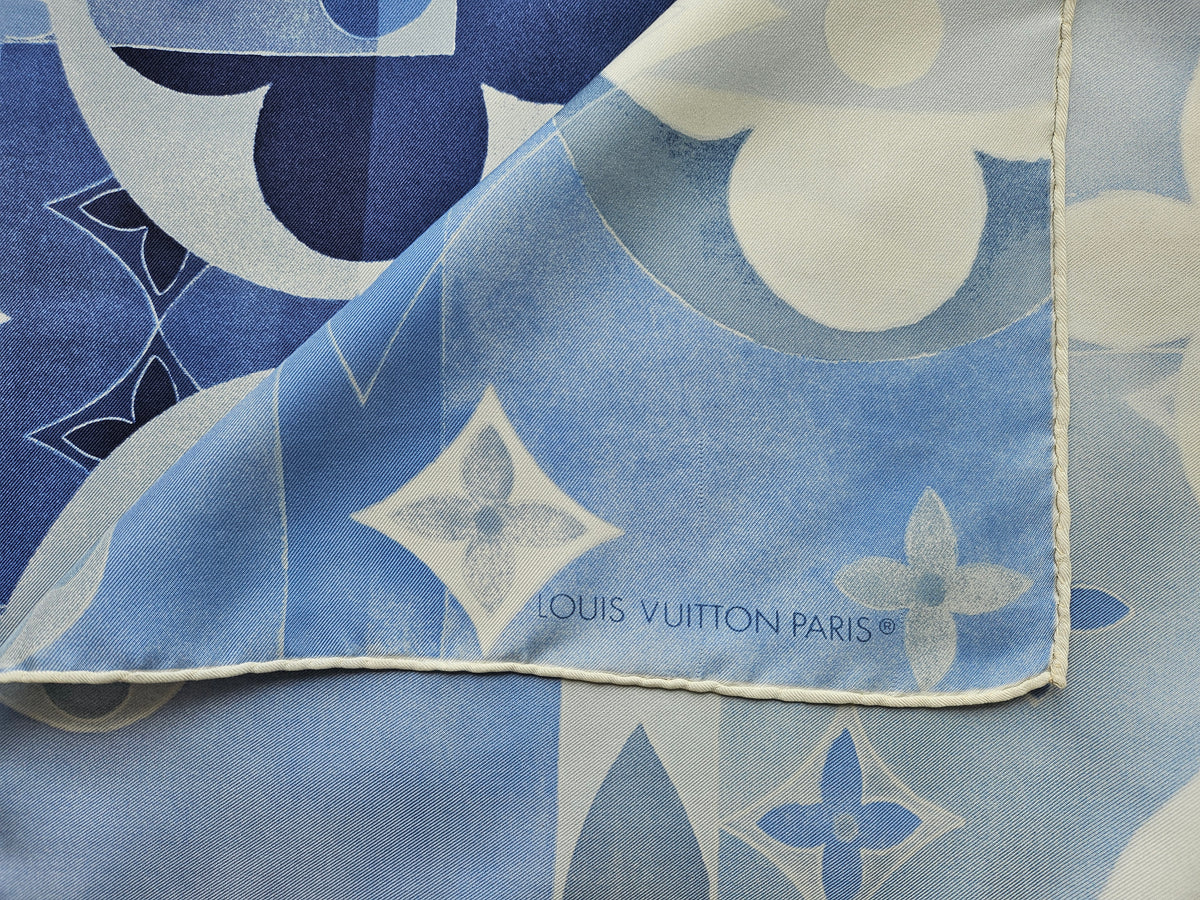 Louis Vuitton Seidentuch florales Motiv 85 cm x 85 cm