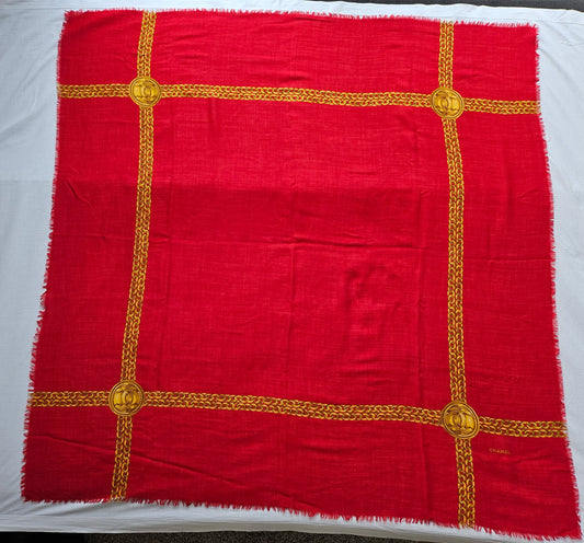 Chanel-Tuch  Wolle-Seide Motiv Goldketten rot/gold 130 cm x 130 cm