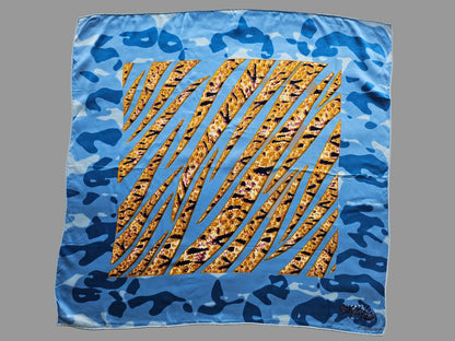 Cartier Seidentuch 64 cm x 66 cm blau-gold