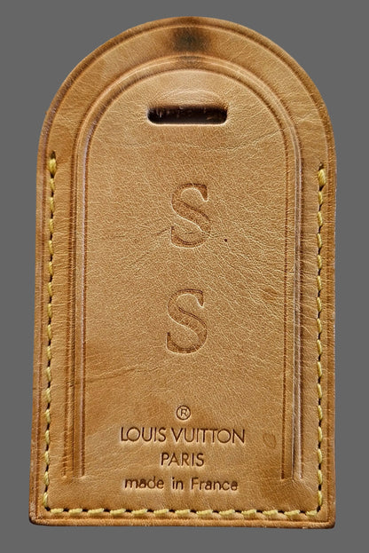 Louis Vuitton mit Initialen Kofferanhänger 9 cm x 5 cm