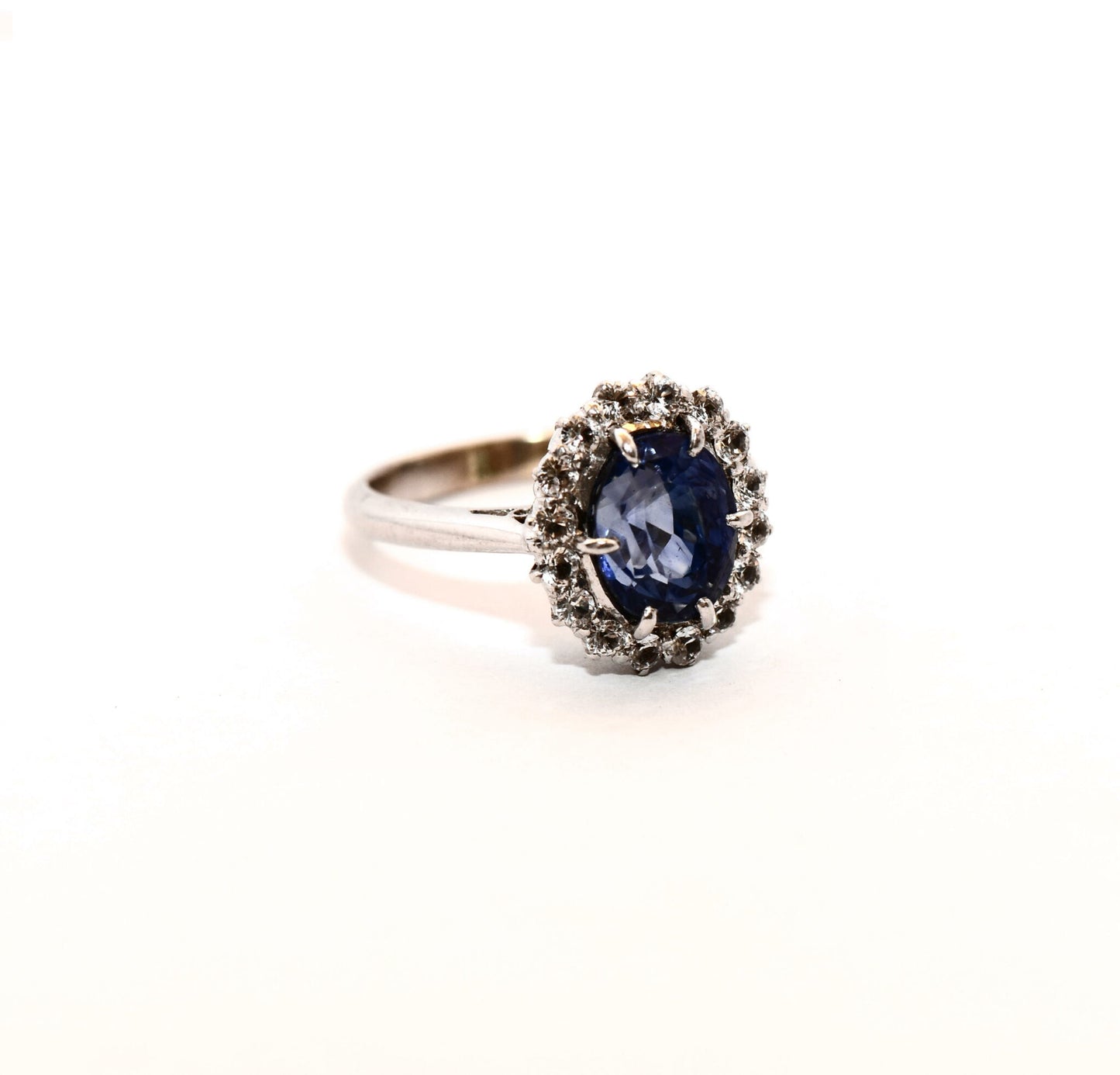 Saphir Edelstein 585er Gold Damen Ring weiße und blauer Saphir