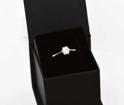 Brillant 750er Gold Damen Solitär Ring für Ehe oder Verlobung 0,62ct Brillantring