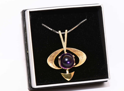 großer Amethyst 750er Gold Antik Anhänger