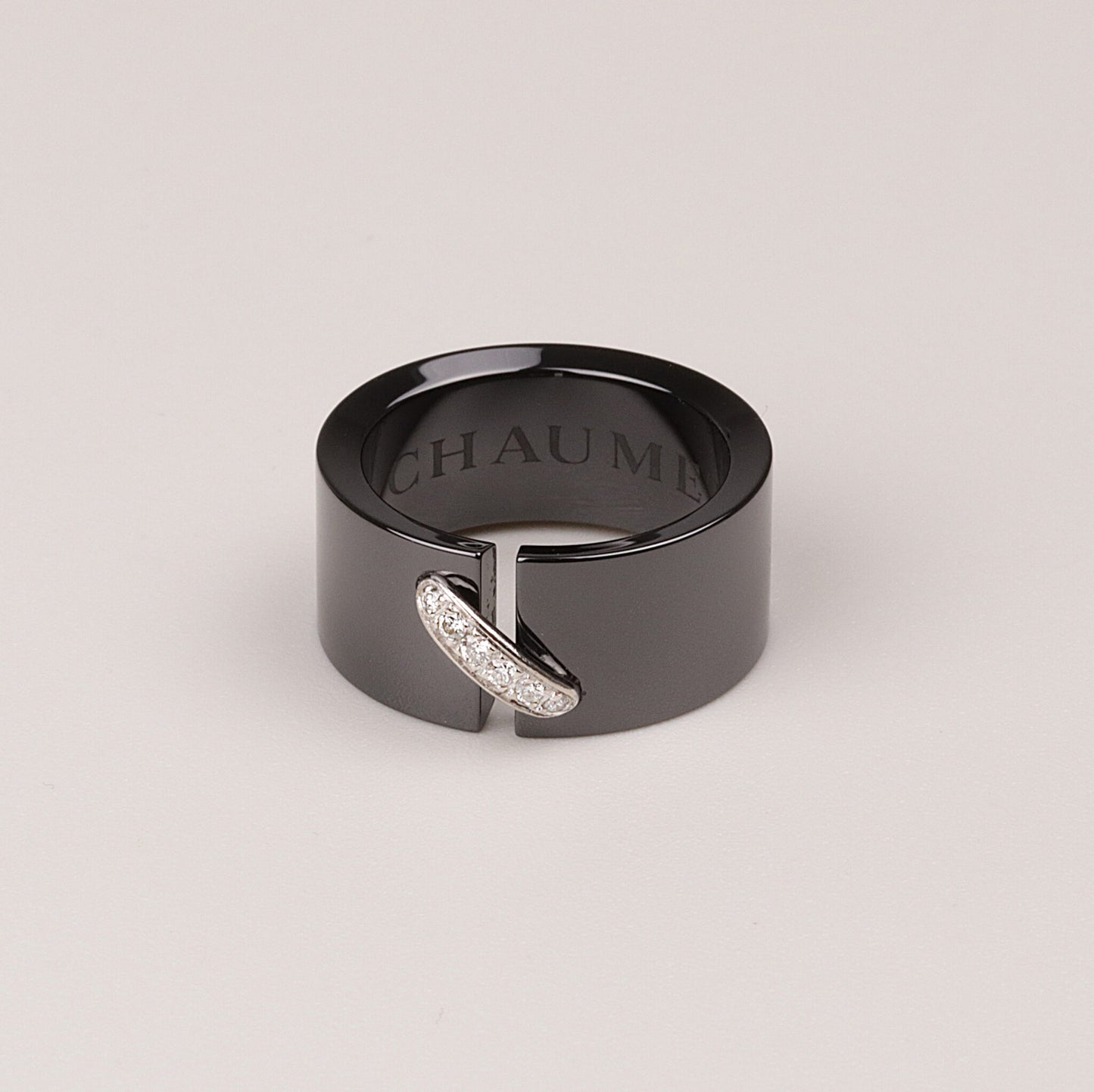 Chaumet Paris Ring gearbeitet aus Keramik Diamant 750/-