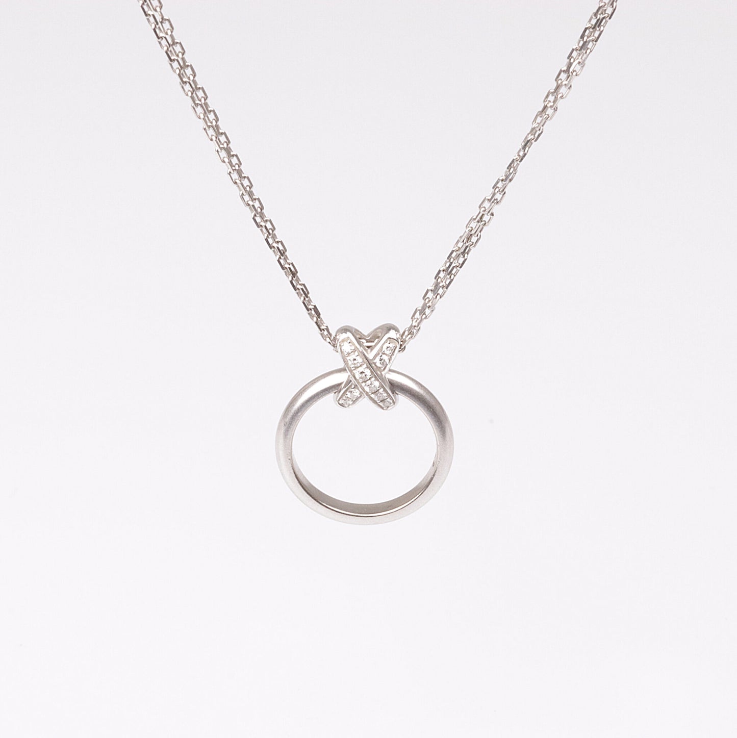 Chaumet Paris Collier "Jeux de Liens" mit Brillant 0,12ct TWvvsi gearbeitet aus 18Karat/750er Weißgold