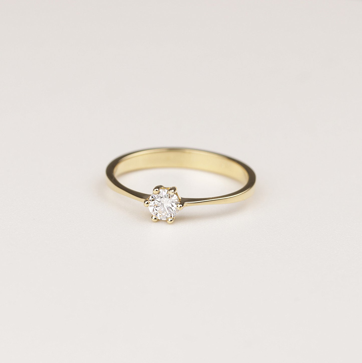 Solitär Ring 750/- Gelbgold HRD Zertifikat 0,27 ct Brillant