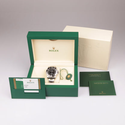 Rolex Submariner Ref.114060 aus 2019 Box und Papiere no Date  Keramik black