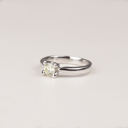 Solitär Ring 750/- Weißgold HRD Zertifikat 0,62 ct Brillant 4er Krappe