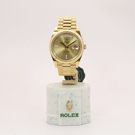 Rolex Day-Date  Gelbgold Ref. 228238 Box und Papiere 2021