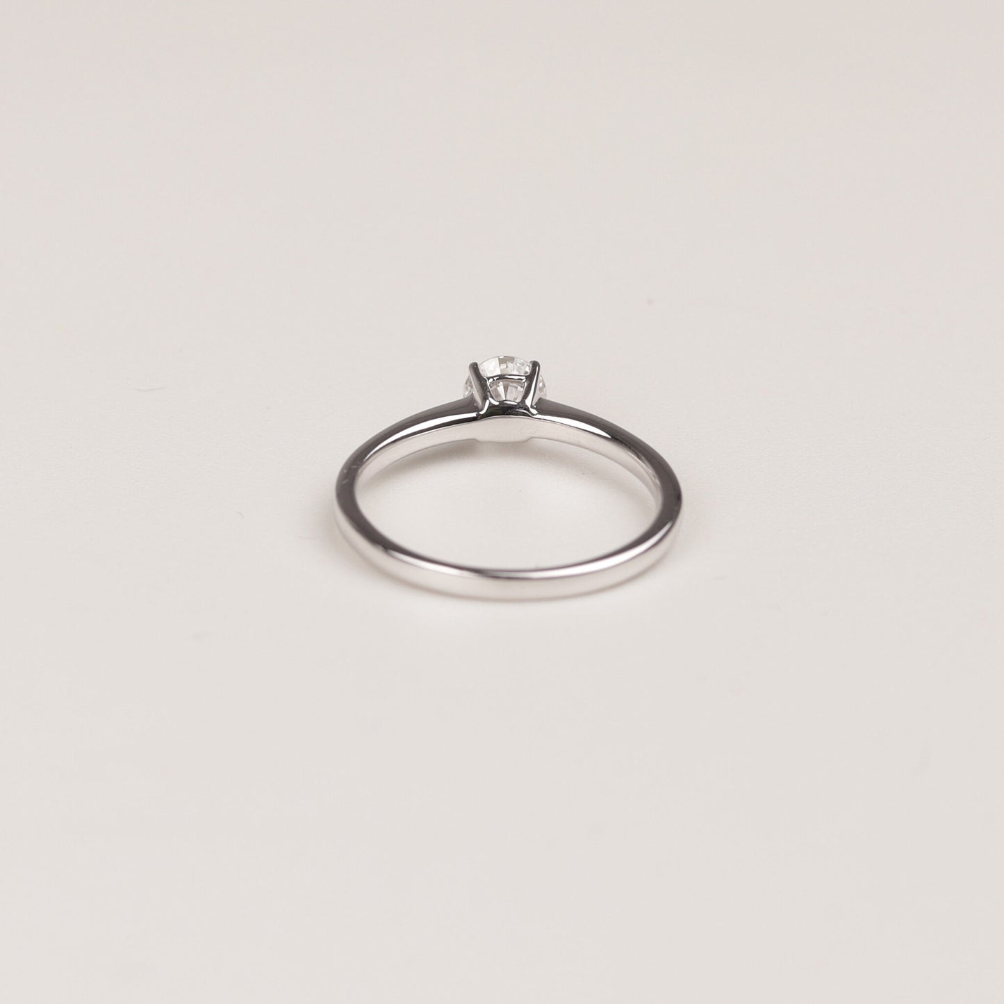 Solitär Ring 750/- Weißgold DPL Zertifikat 0,48 ct Brillant 4er Krappe