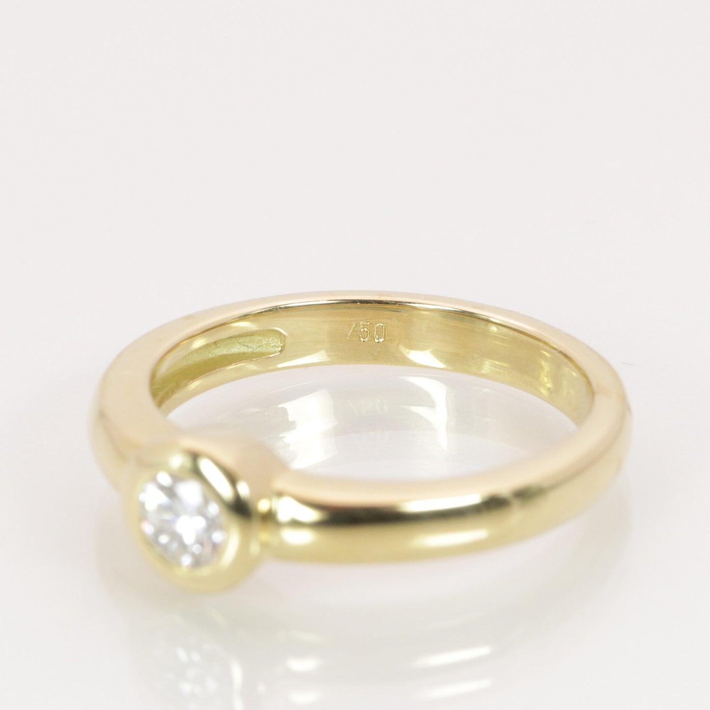 Solitär Ring 750/- Gelbgold HRD Zertifikat 0,26 ct G/VS2