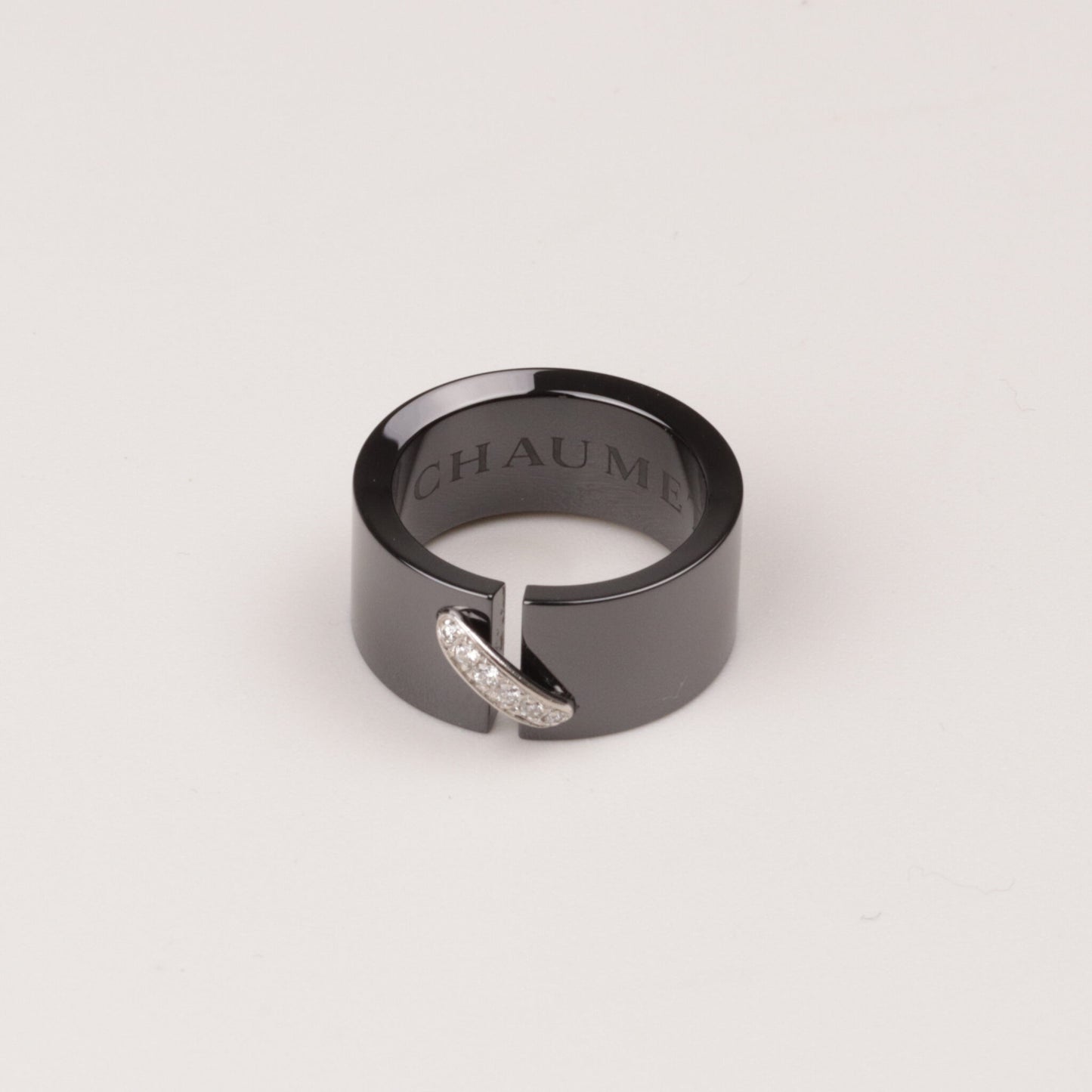 Chaumet Paris Ring gearbeitet aus Keramik Diamant 750/-