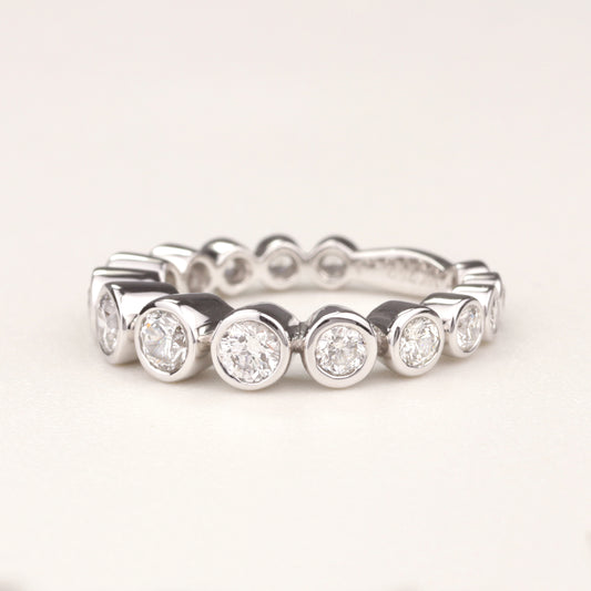 Alliance-Ring | 750/- Weißgold | 15 Brillanten zusammen 1,62 ct TW-vsi | Zargenfassung