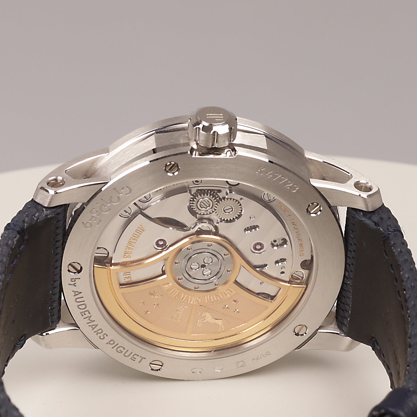 Audemars Piguet | Code 11.59 | 18 Karat Weißgold | Box | Papiere