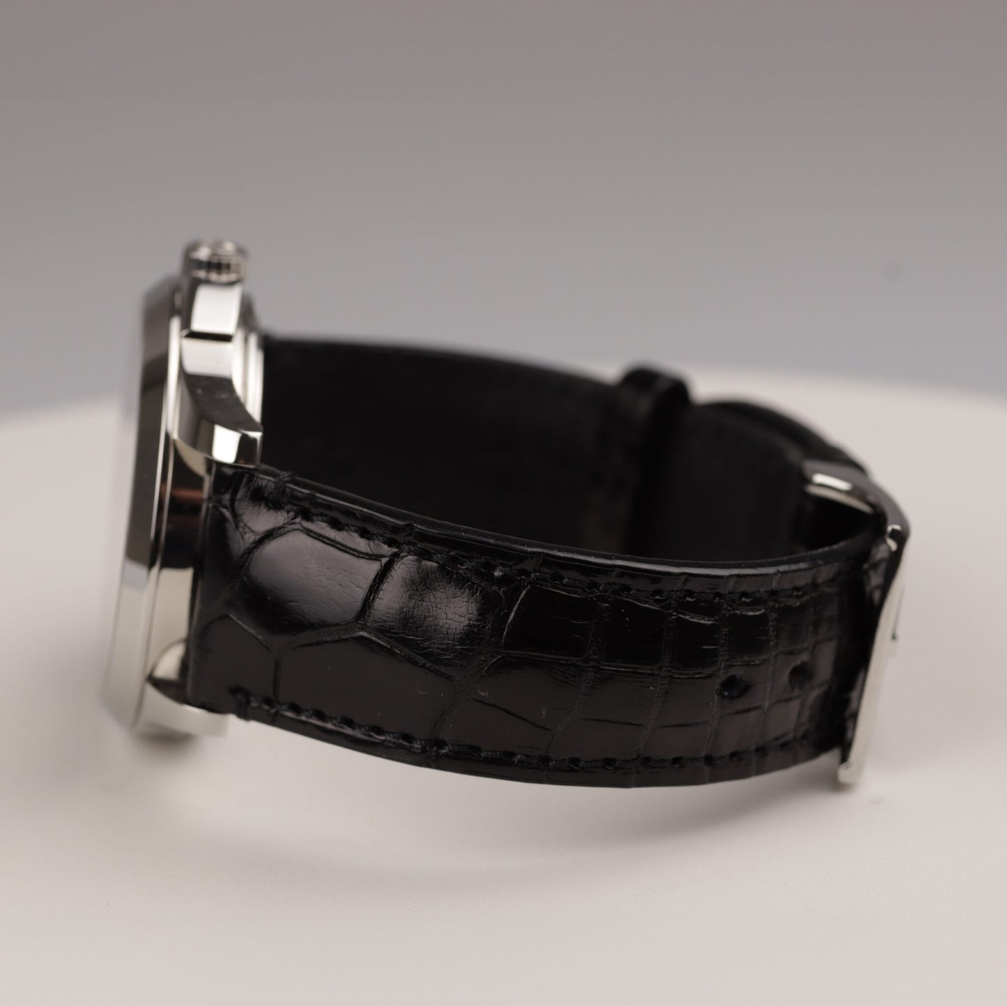 Gucci Uhr Automatik Stahl am Lederband Unisex