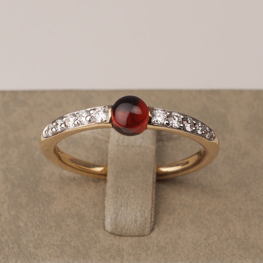 Pomellato Ring "M'ama non M'ama" 750er Roségold Granat mit Brillant