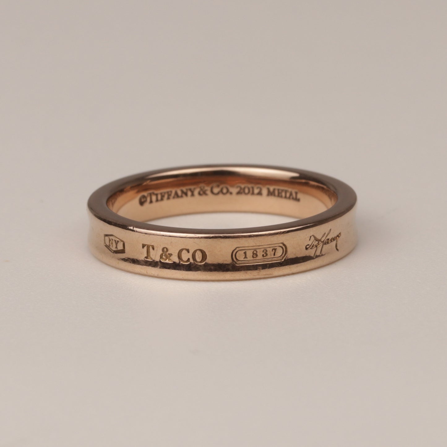 Tiffany & Co.  Rubedo Bandring Metal 2012