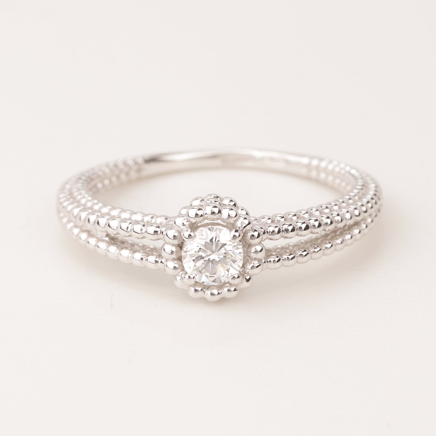 Solitär Ring | 750/- Weißgold | 0,21 ct TW-vsi Brillant | 4er Krappenfassung
