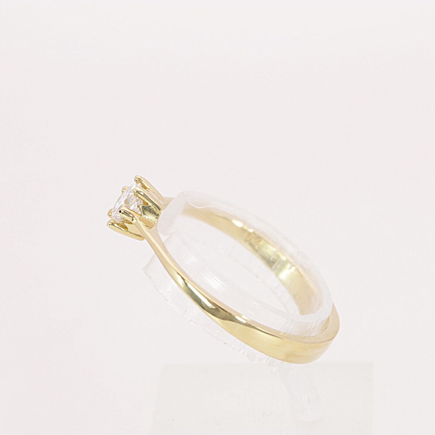 Solitär Ring 750/- Gelbgold HRD Zertifikat 0,30 ct Brillant