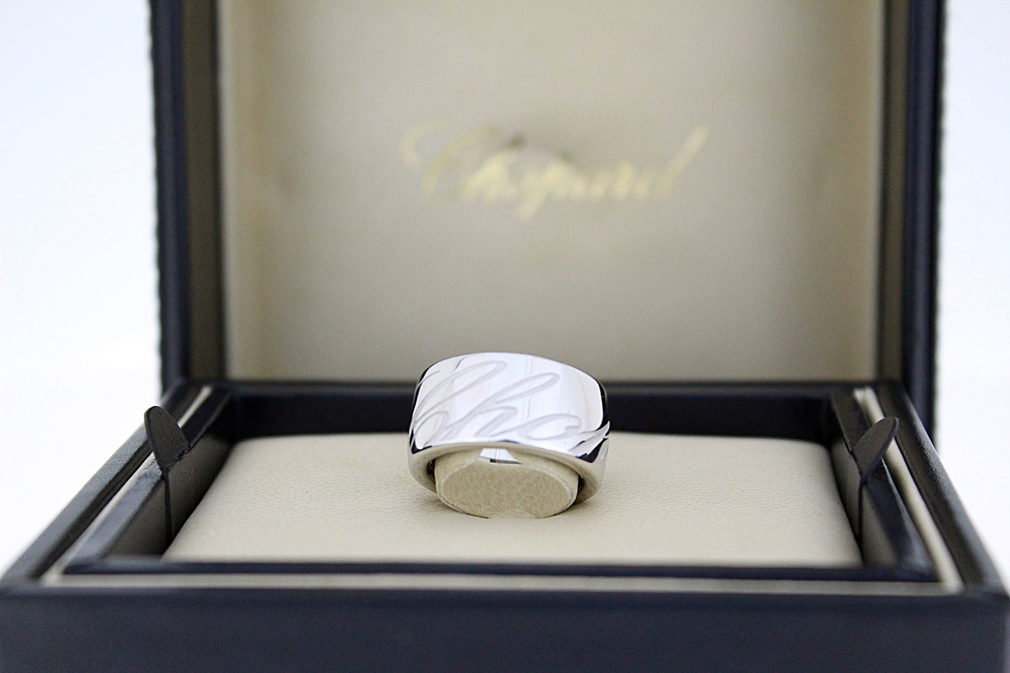 Chopard Ring „Chopardissimo" gearbeitet aus 18Karat / 750er Weißgold